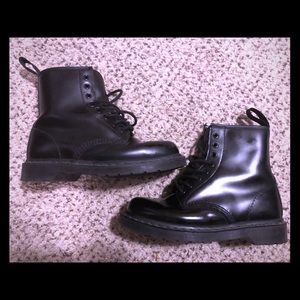 dr.martens mono 1460 size 8 doc martens